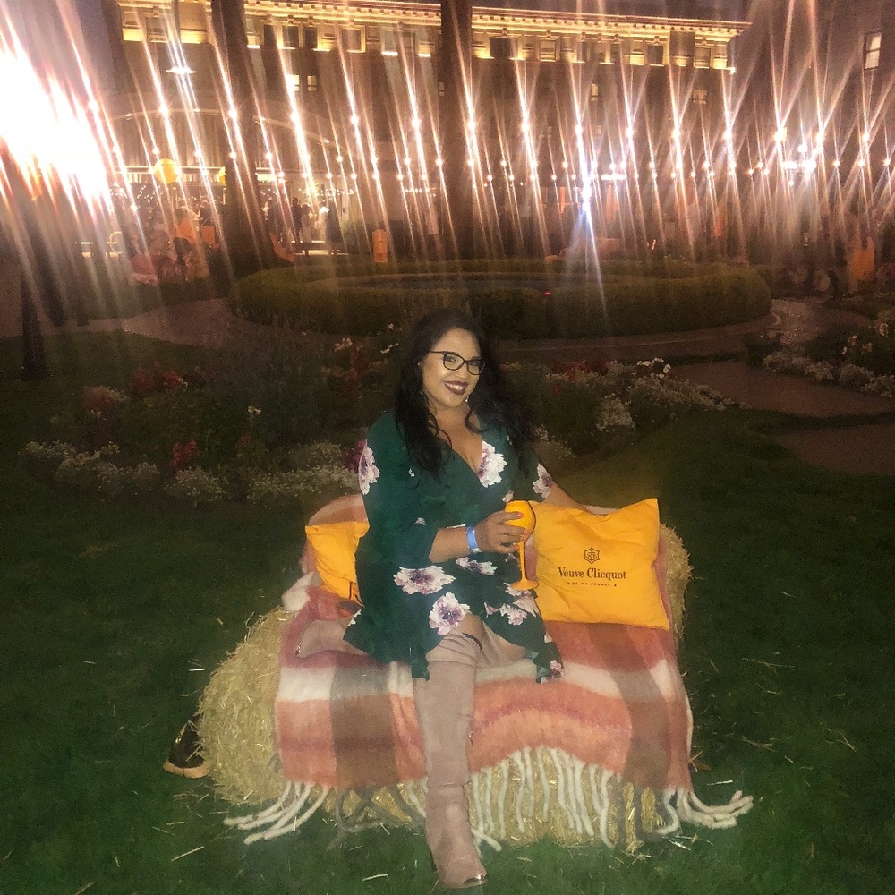 Meet your Posher, Monica